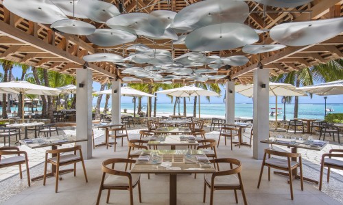 Paradis Beachcomber Golf Resort & Spa